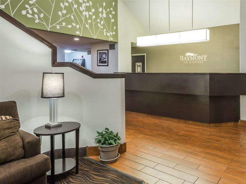 Hotel Baymont By Wyndham Pueblo Zewnętrze zdjęcie