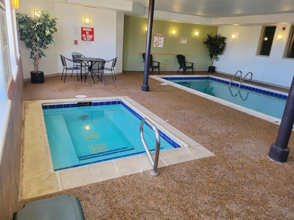 Hotel Baymont By Wyndham Pueblo Zewnętrze zdjęcie