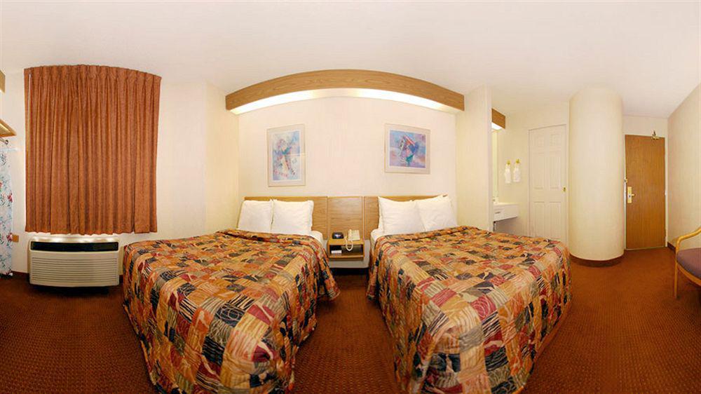 Hotel Baymont By Wyndham Pueblo Zewnętrze zdjęcie